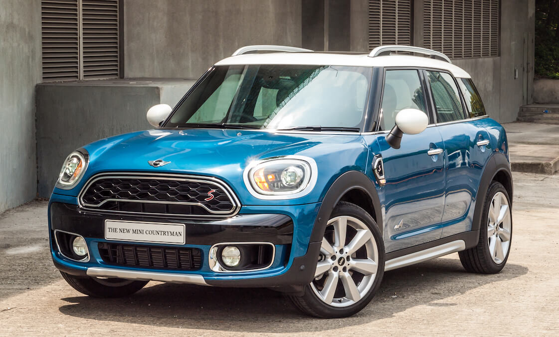 Best dog friendly cars MINI Countryman