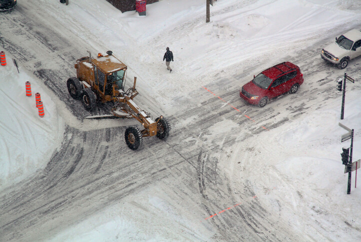 how to stop in snow