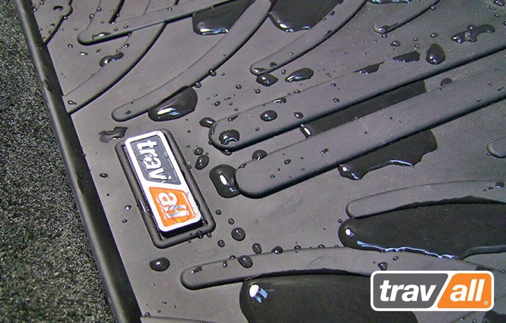 Travall Mat with water droplets contained on its surface. 